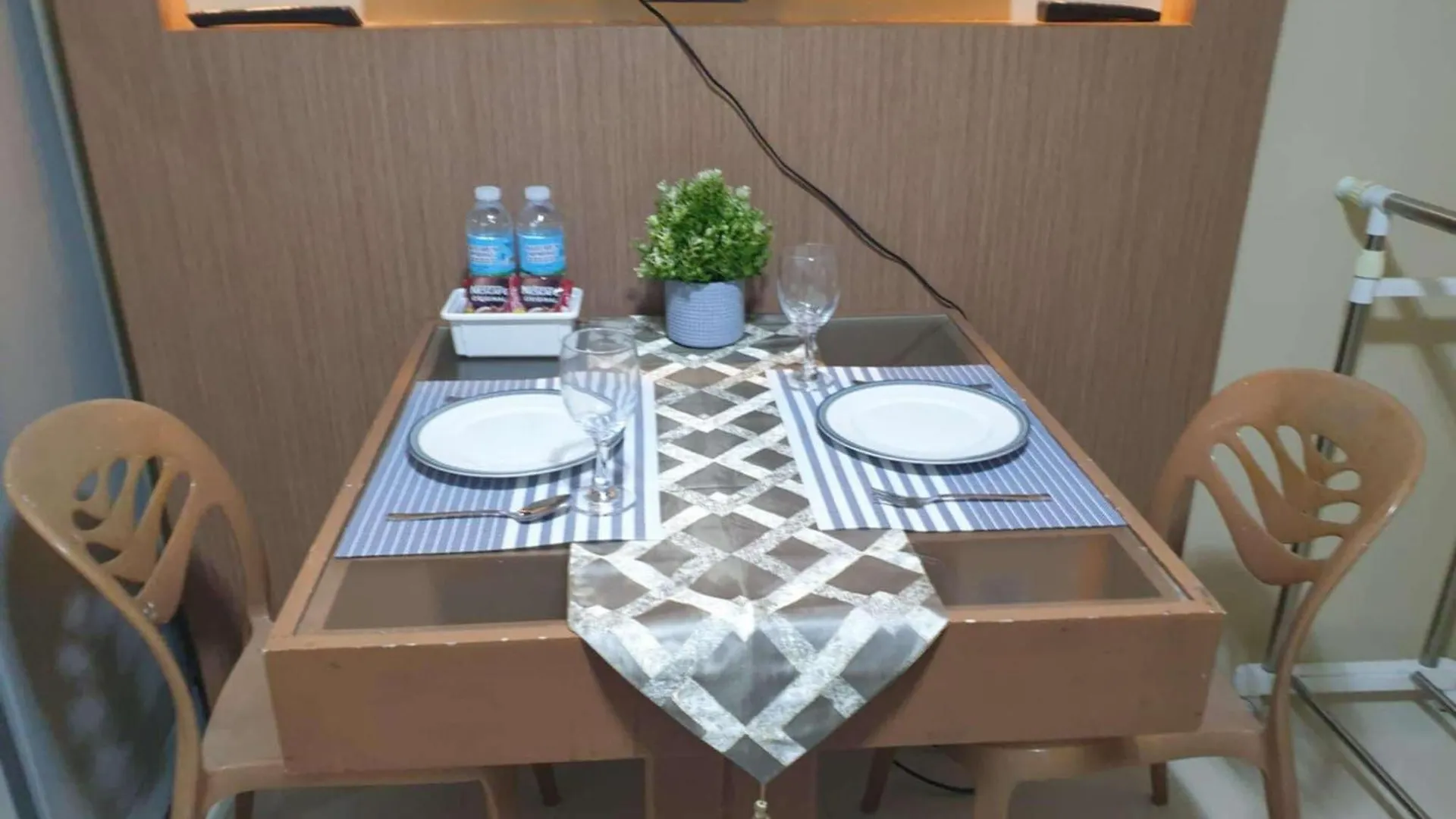 Ξενοδοχείο με διαμερίσματα Mnm Place Μανίλα