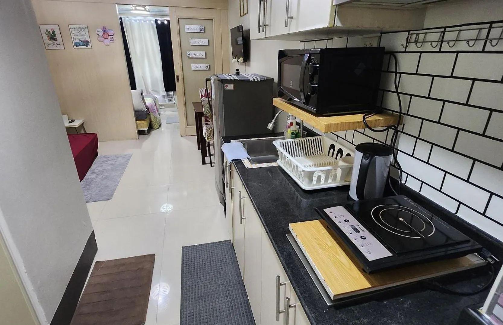 Mnm Place Pasay Philippines