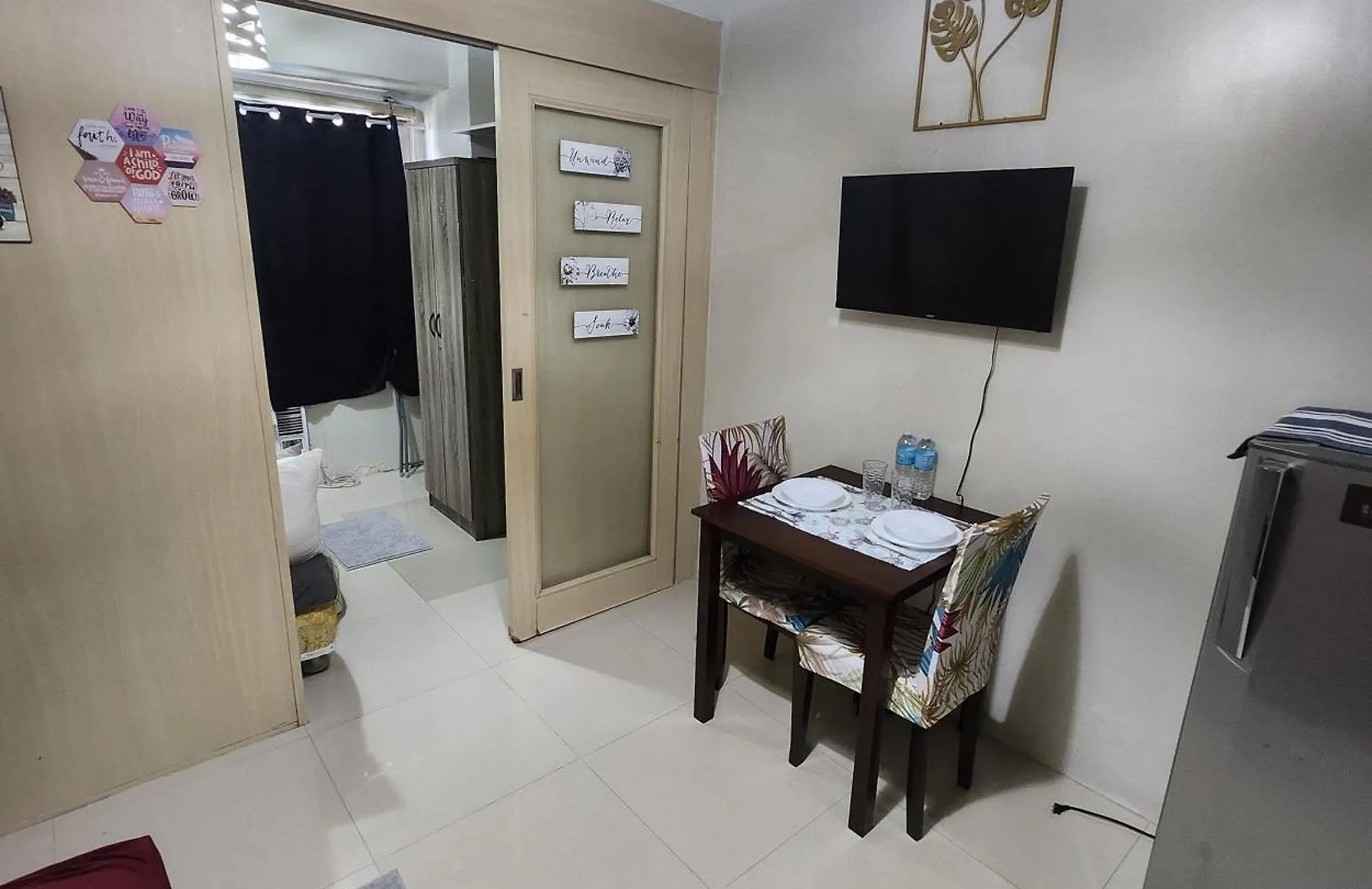 Mnm Place Manila Aparthotel